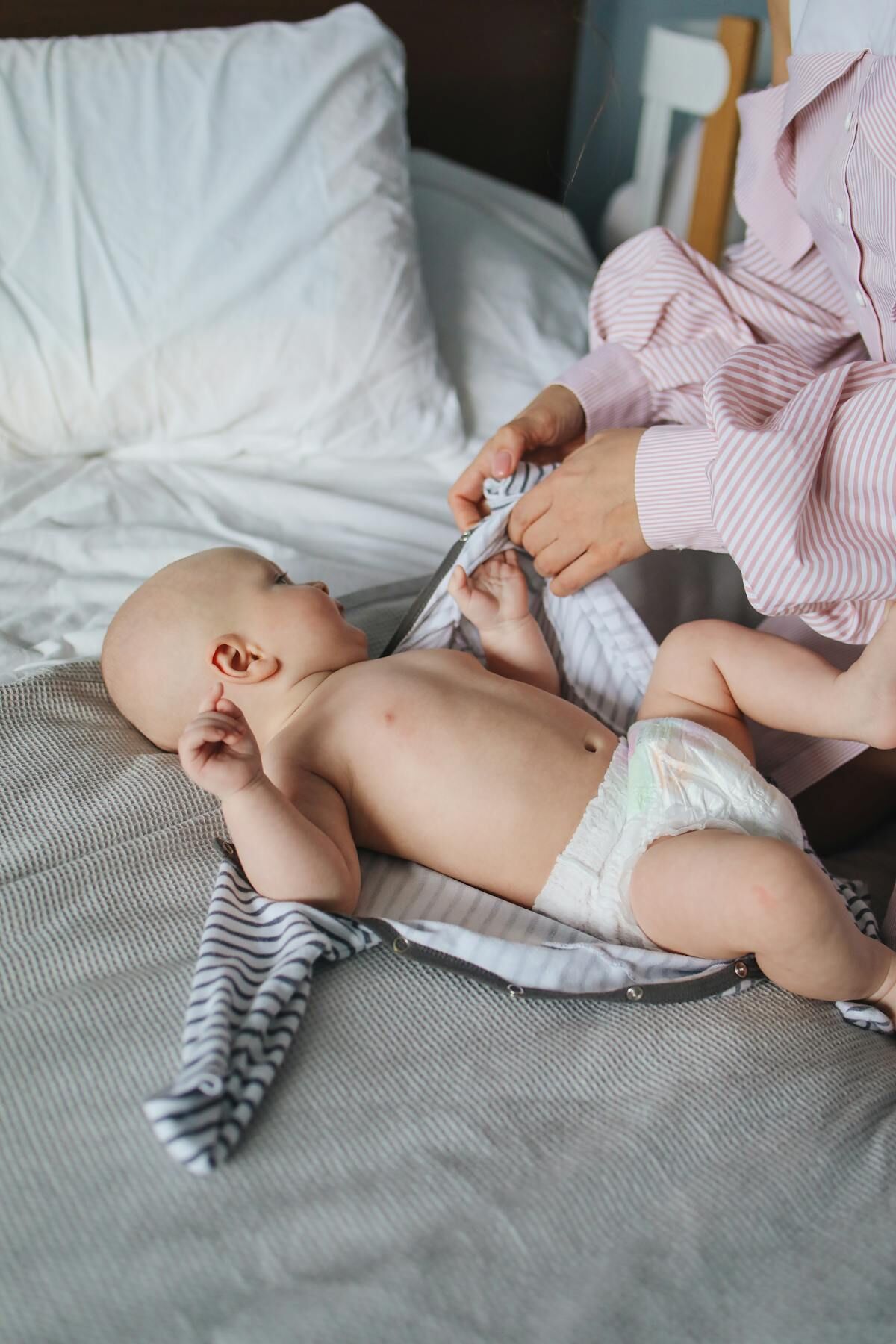 Is Co-Sleeping Safe? What the Research Actually Says